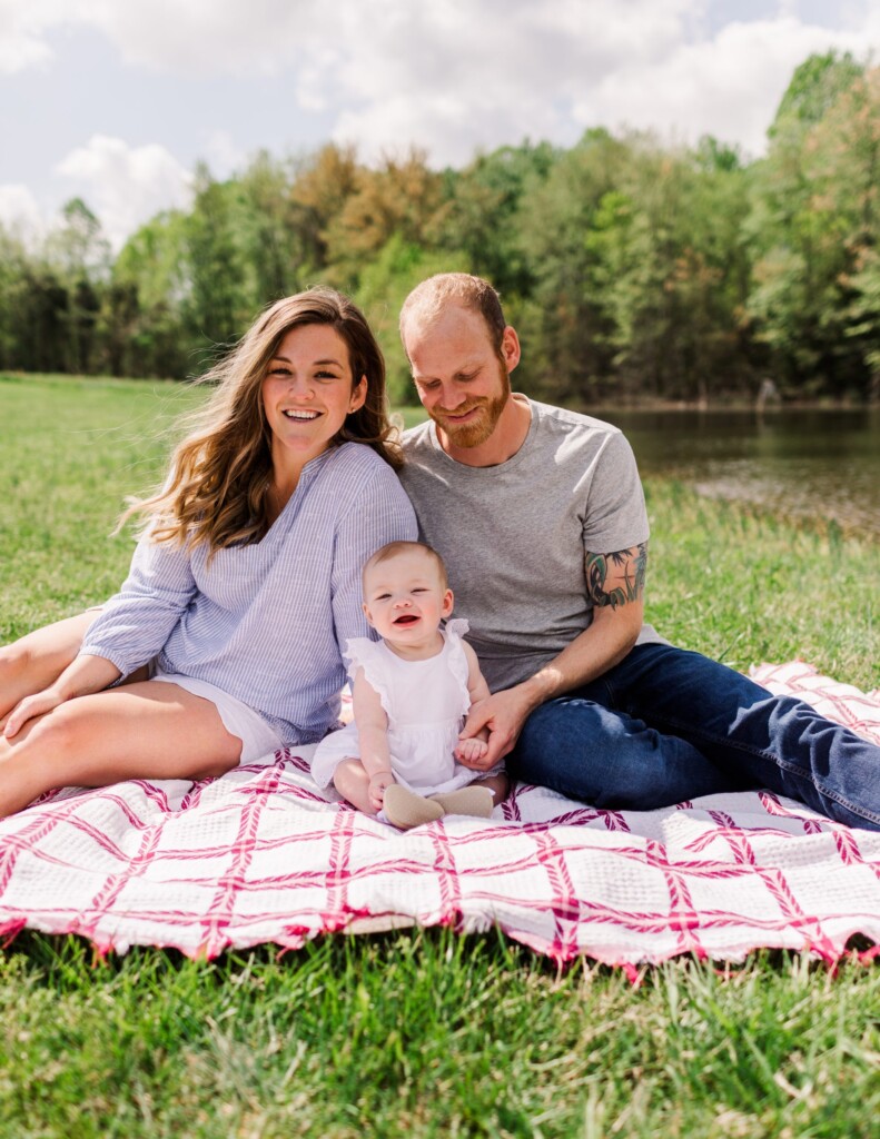 Spring mini sessions in Summerfield, NC with Brooke Grogan Photography.