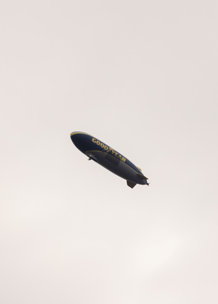 Greensboro photographer at Wyndham Championship Sedgefield Country Cub Gooyear Blimp